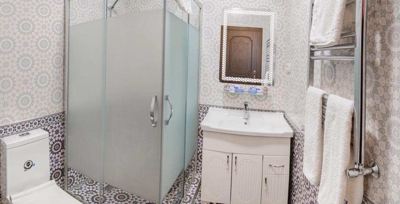 Usman Hotel Samarkand Bagian luar foto