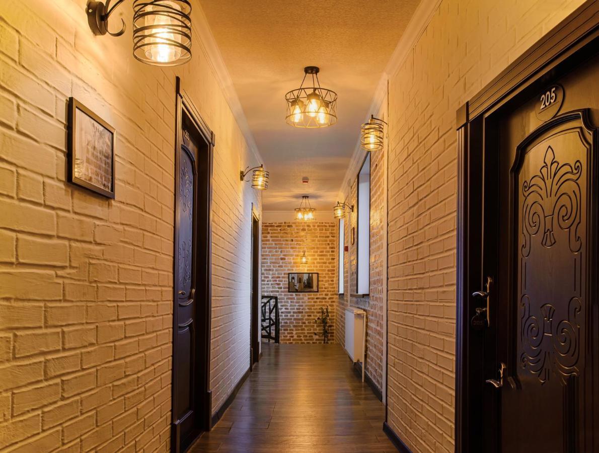 Usman Hotel Samarkand Bagian luar foto