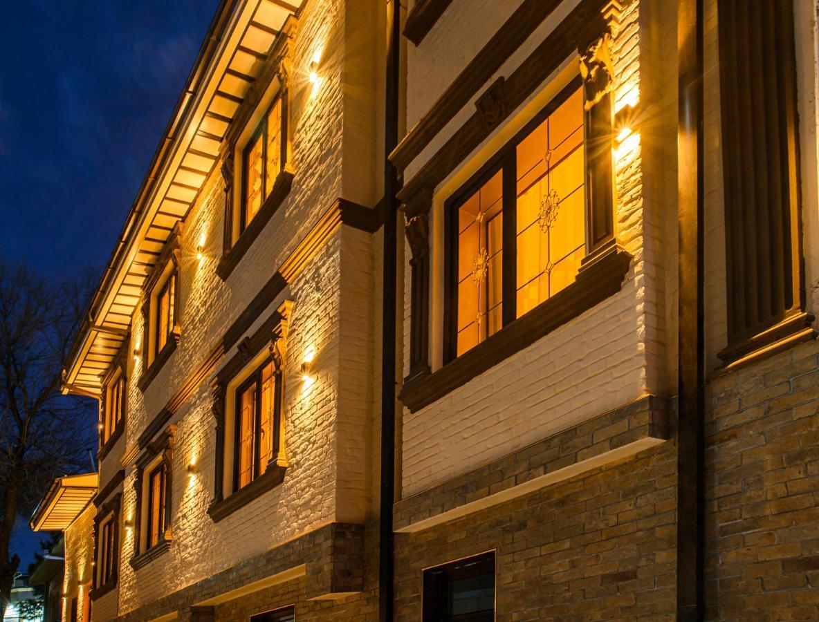 Usman Hotel Samarkand Bagian luar foto