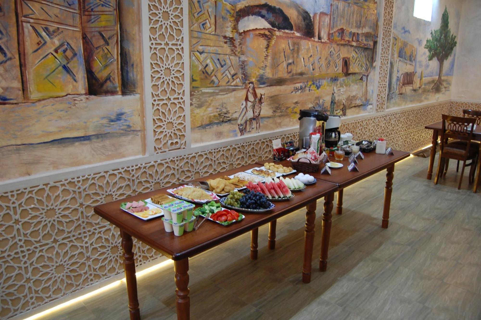 Usman Hotel Samarkand Bagian luar foto