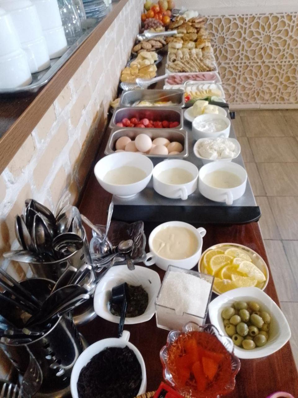 Usman Hotel Samarkand Bagian luar foto